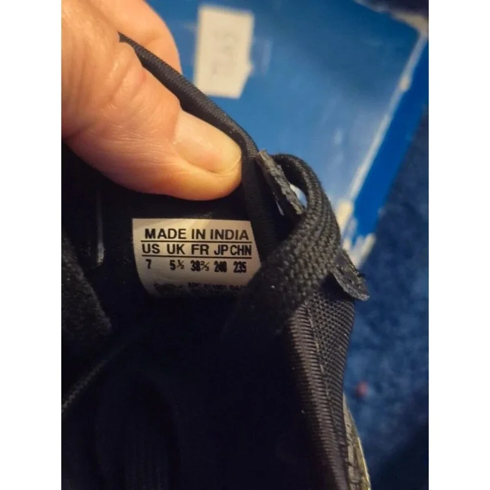 N/A adidas tubular